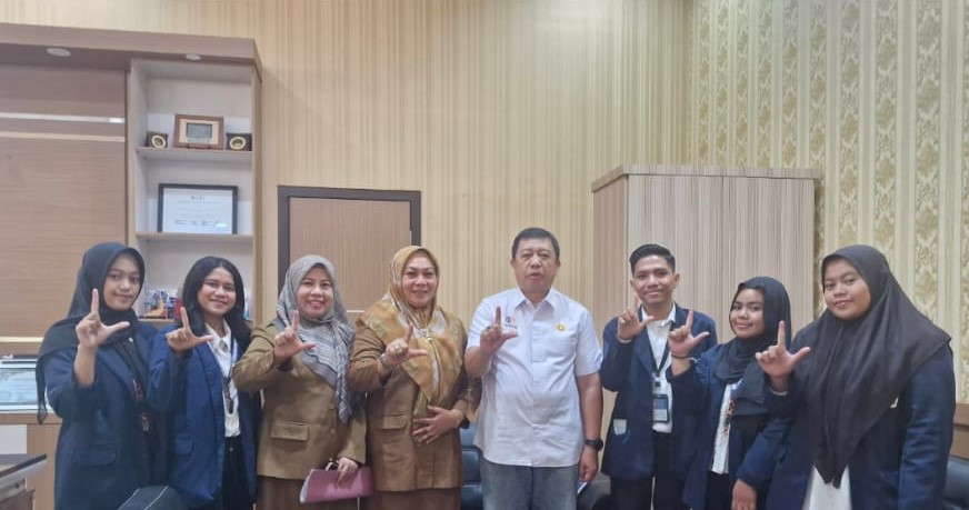 magang direktur