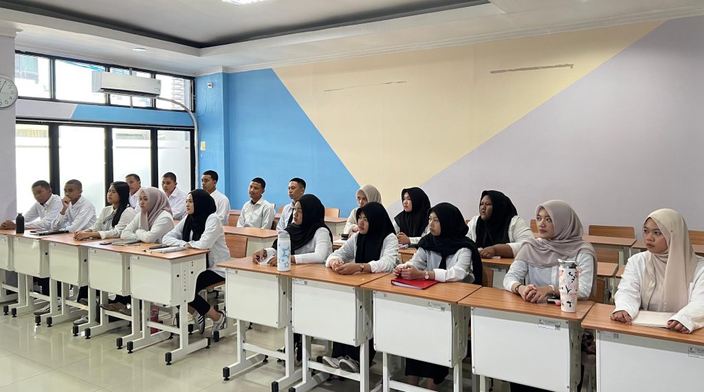 Kuliah Perdana, Awal Langkah Baru Menuju Masa Depan Gemilang