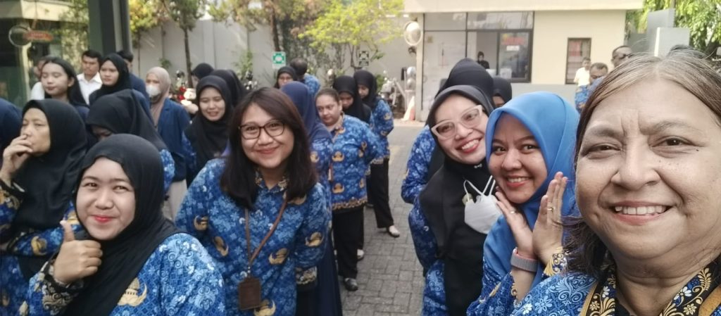 Memperingati Hari Sumpah Pemuda ke-98, Politeknik STIA LAN Makassar Menyelenggarakan Upacara Bendera